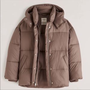 NWT Abercrombie and Fitch Puffer Jacket